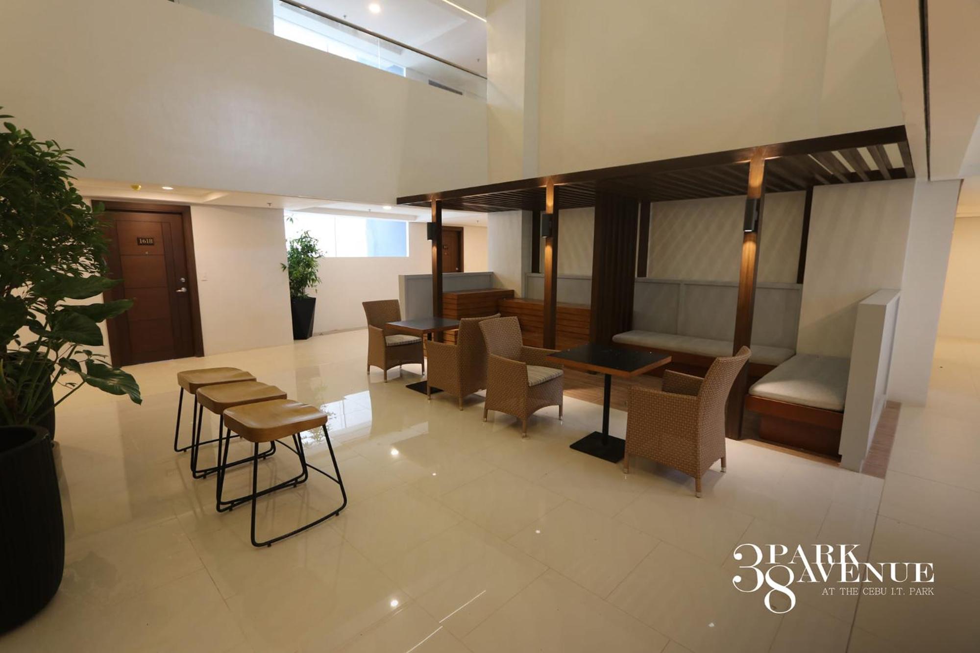 38 Park Avenue Condominium Cebu It Park - Unit Freyja Luaran gambar