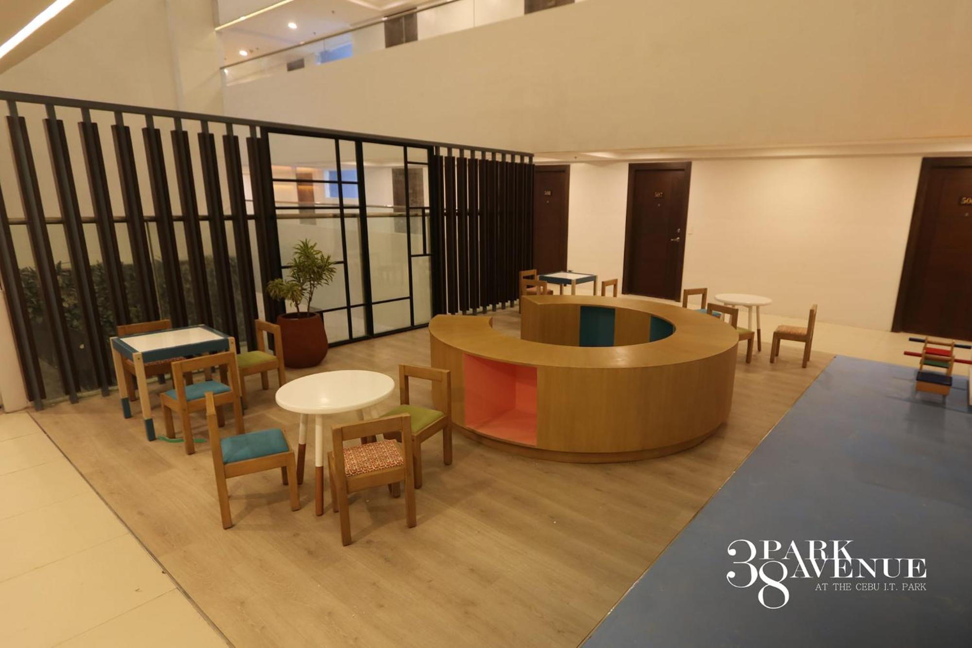 38 Park Avenue Condominium Cebu It Park - Unit Freyja Luaran gambar